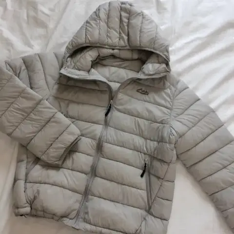 시크한 가을 슬림핏 긴팔 숏 코트 프린지 디테일 클래식 스퀘어 칼라 편안한 울 혼방 여성 아우터웨어 8 시크 빈티지 겨울 안티에이징 후드 슬림핏 경량 아웃도어 긴팔 코트 한국 스타일 스트레이트 컷 코튼 블렌드