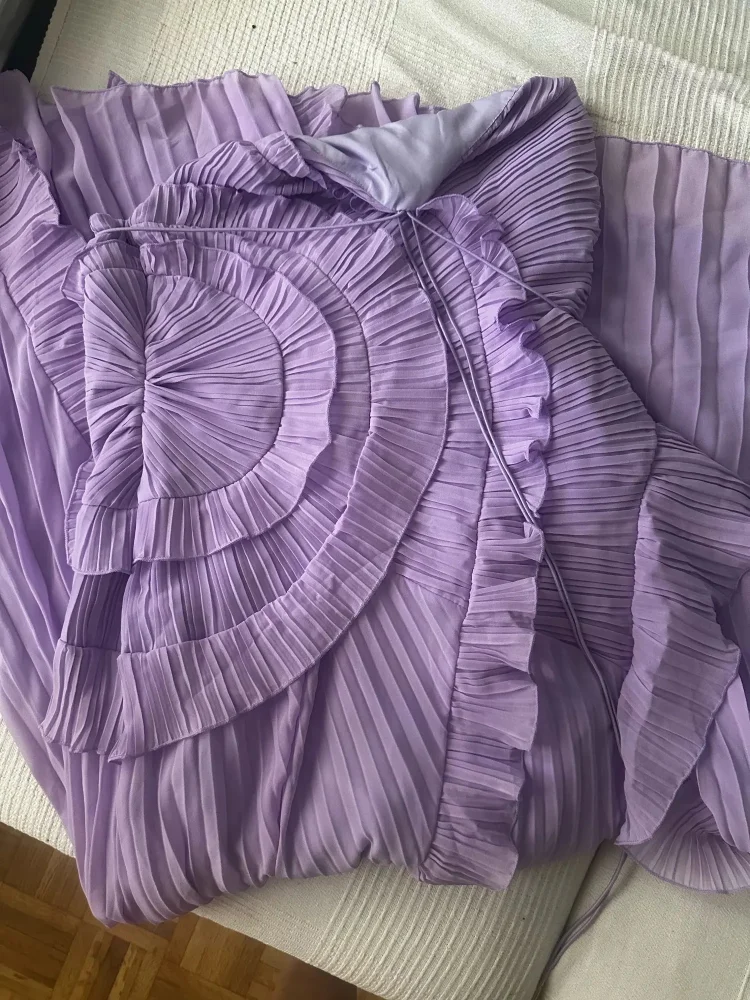 Sólido em camadas plissado halter vestidos sem costas sem mangas feminino fino ajuste cintura alta retalhos maxi robe festa de verão vestido de noite