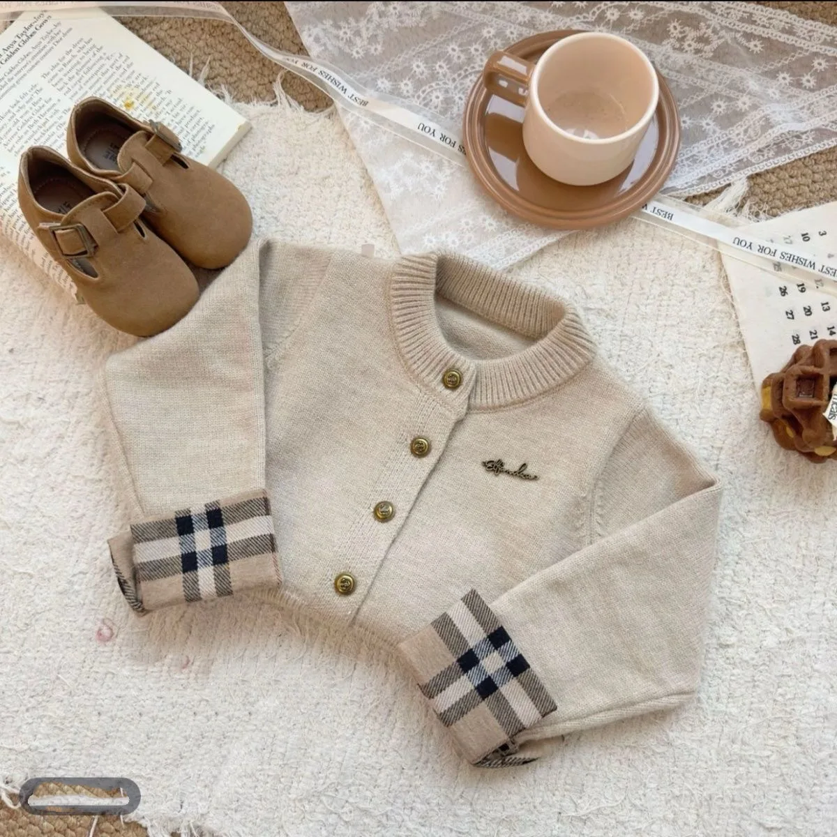 2026 New Autumn Baby Girl 2-piece Outfit British Glen Check Spliced Knit Sweater Plaid Skirt Two Piece Suit For Little Girls