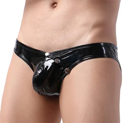 Calzoncillos CLEVER-MENMODE de piel sintética para hombre, ropa interior Sexy con hebilla para pene, Bikini de tiro bajo, aspecto mojado