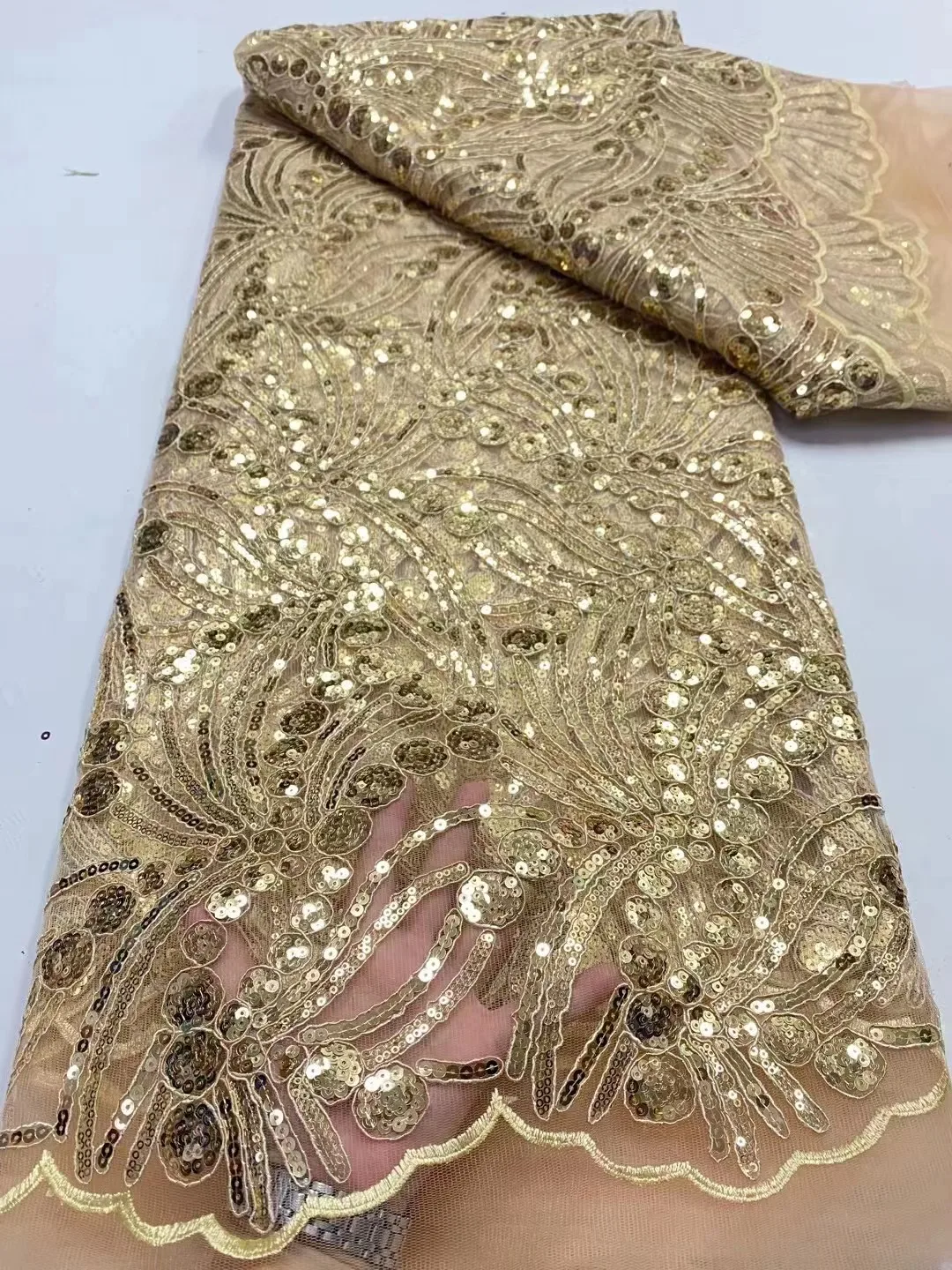 

Latest gold African Lace Fabric 2024 High Quality Nigeria Sequins Lace Fabric Embroidery Sequence Tulle Fabrics Wedding