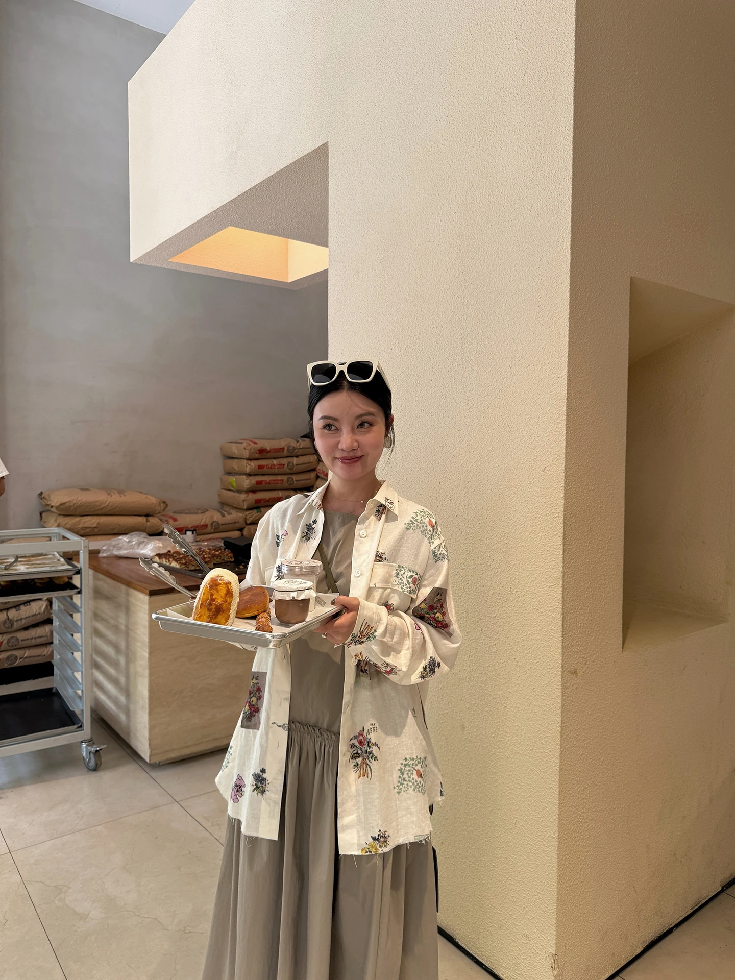 

iWiNG Средневековая льняная рубашка в стиле ретро с длинным рукавом, воротником, стандартным кроем и принтом, повседневная, для лета