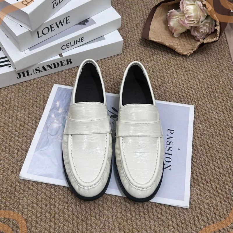 Old Money Style Women's Shoes Classic Round Toe Loafers for Woman Exquisite Business Casual Shoes Designer Shoes Zapatos Mujer