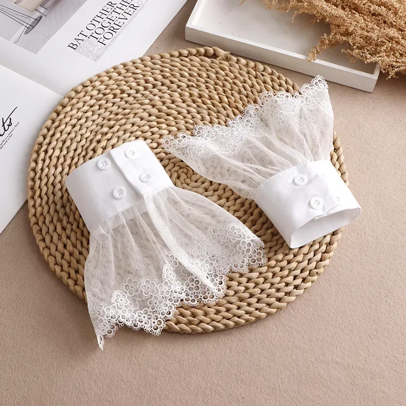 Women Detachable Sleeve Fake Cuffs Female Lace Thin Pleated Flare Sleeve False Cuffs Ruffles Wristband Decorative Accessory