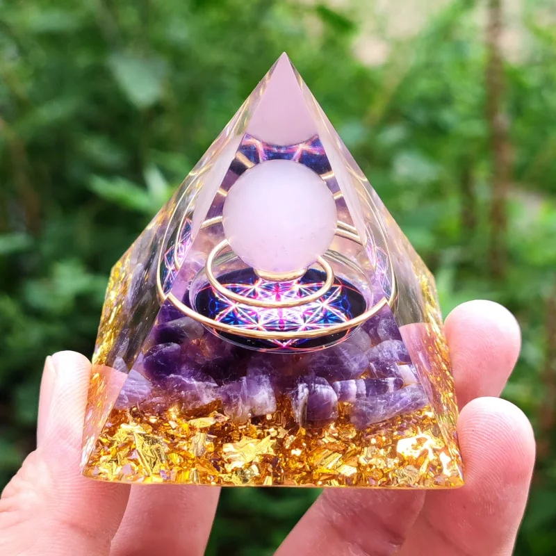 Ogen Energy Crystal Ball Gravel Pyramid Home Crafts Resin Decorations Desktop Decoration Dream Come True