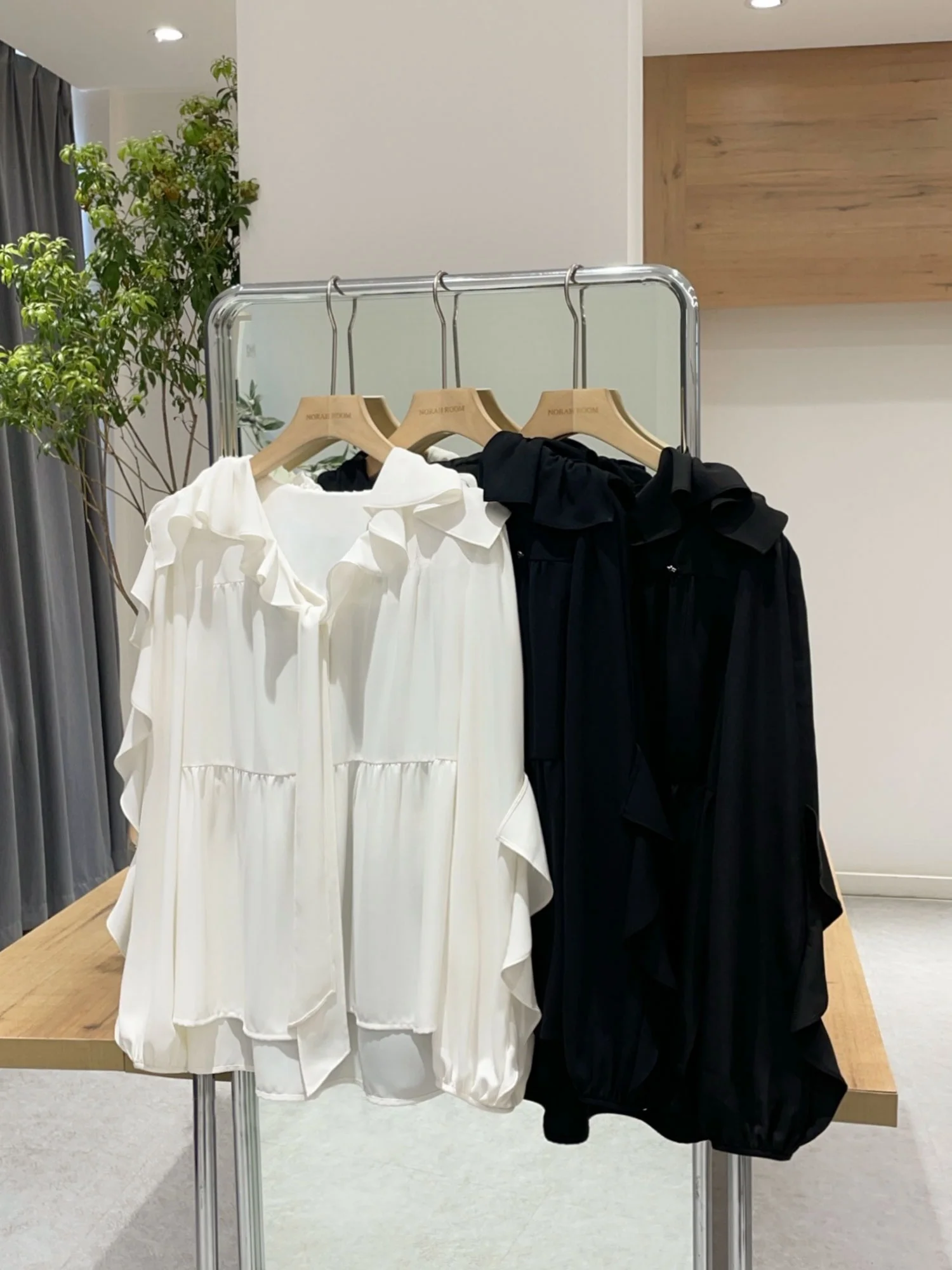 

Nok Xiaola Authentic 2022, осенняя новинка Sle L * Y, мягкий шифоновый длинный све айт с кружевным краем, корейский прямой крой