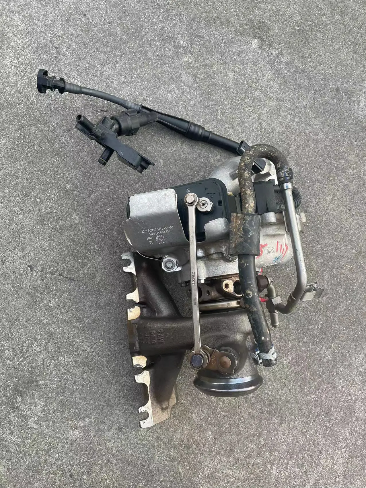 شاحن توربيني أصلي مستعمل 1.3T لبنز A200 A180 قطع غيار السيارات اكتشف 4 حلقة فوهة الديزل لاند روفر #5