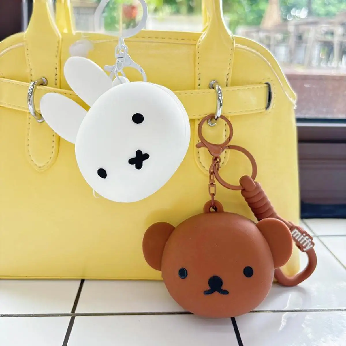 Nijntje Konijn Kawaii Cartoon Siliconen Rubber Nul Portemonnee Leuke Anime Beer Oortelefoon Opbergtas Zoete Rugzak Charme