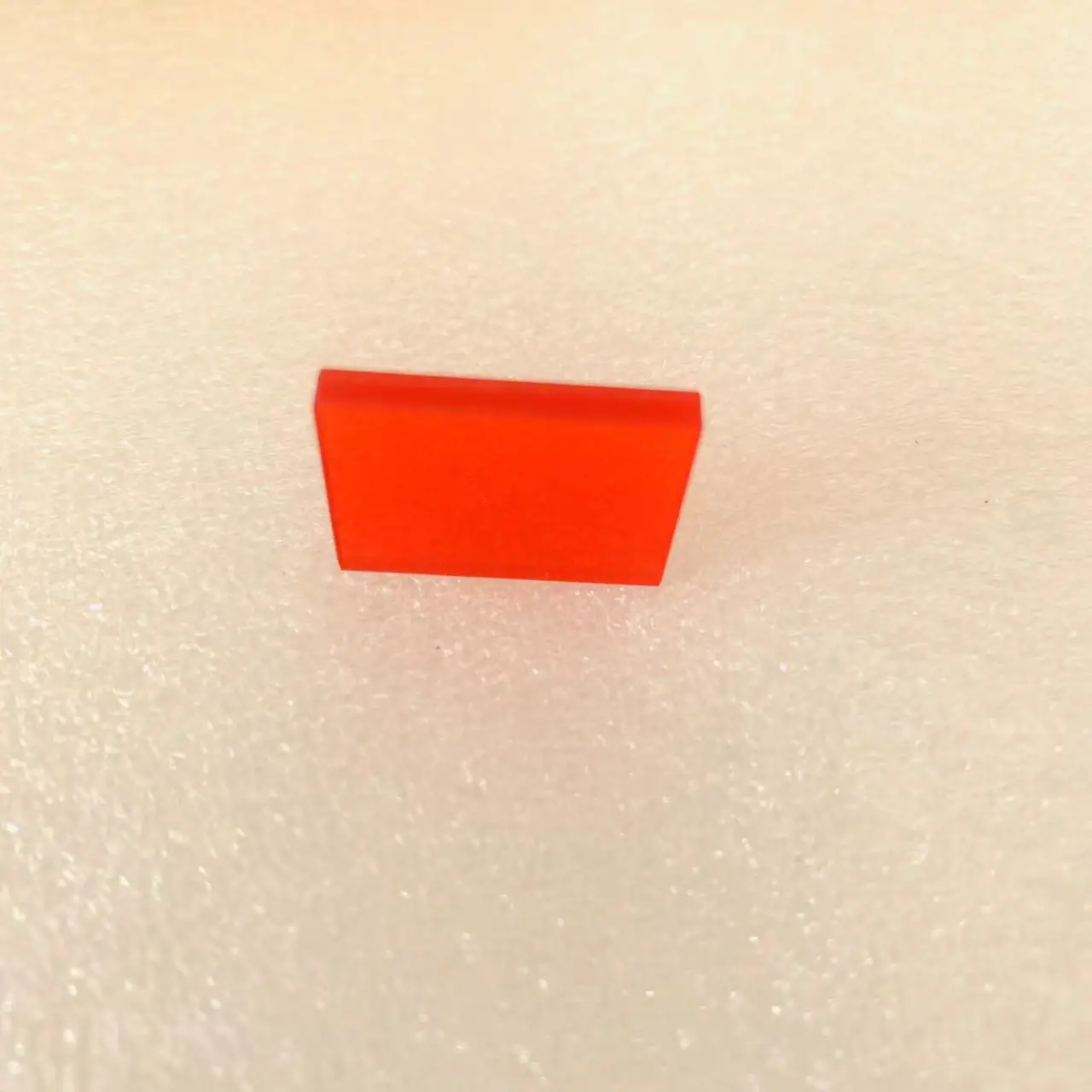 Size 18x23x3mm 590nm Red Light Pass IR Filter Glass CB590 For Infrared Photography