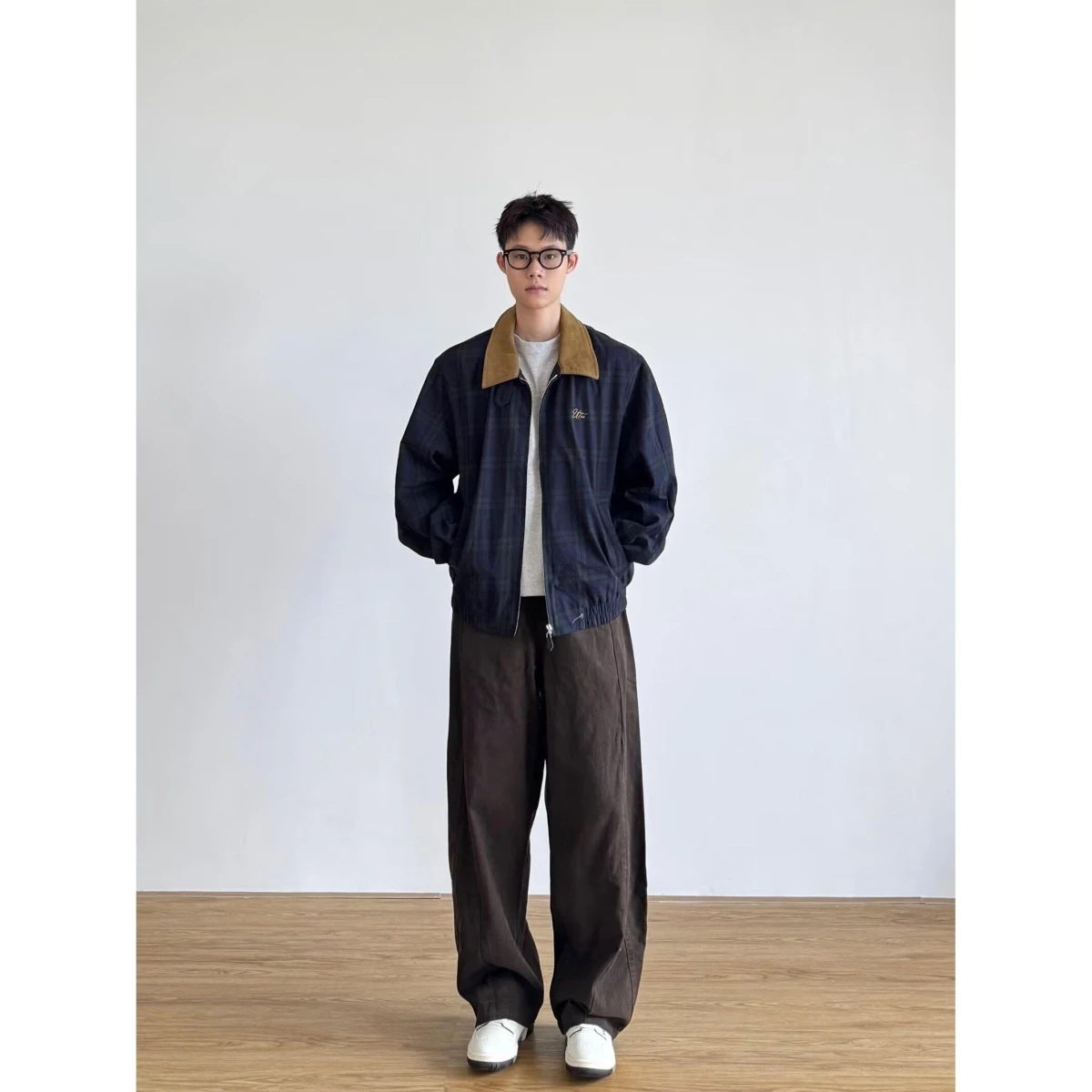 

Мужская свободная повседневная универсальная осенне-зимняя верхняя одежда в американском стиле в клетку с лацканами в американском стиле, молодежная модная классическая одежда