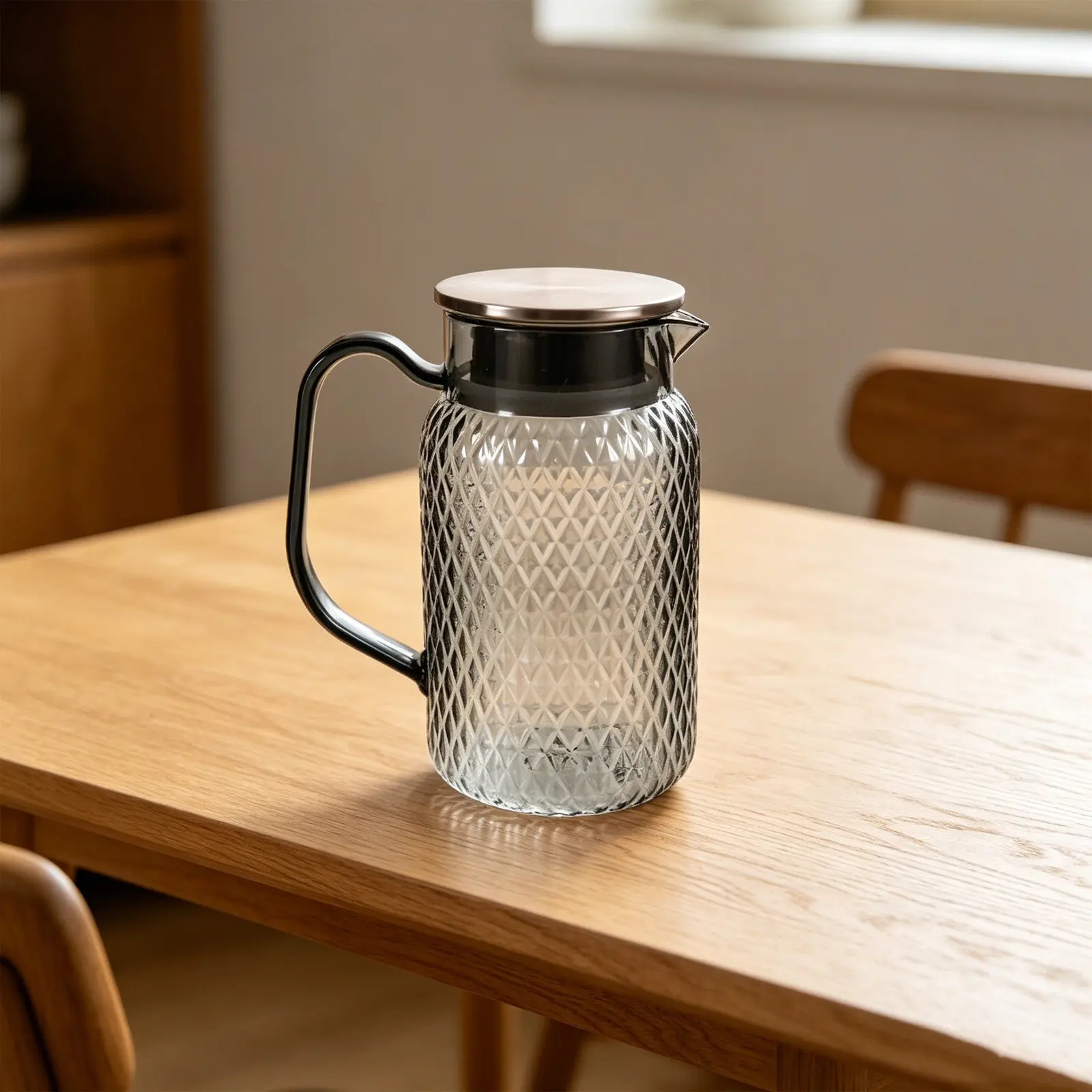 Plastic Cold Water Pitcher Grey 33.8oz Transparent Jug for Juice Tea Iced Coffee Lemonade Party Beverage Dispenser Lid Spout