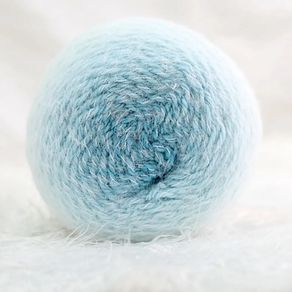 200g/Rolle Langlebiges Farbverlauf-Wollgarn Mehrfarbiges Strick- und Häkelgarn Handgemachtes Weiches Langes Velourgarn für Mützen und Pullover – Detail 8