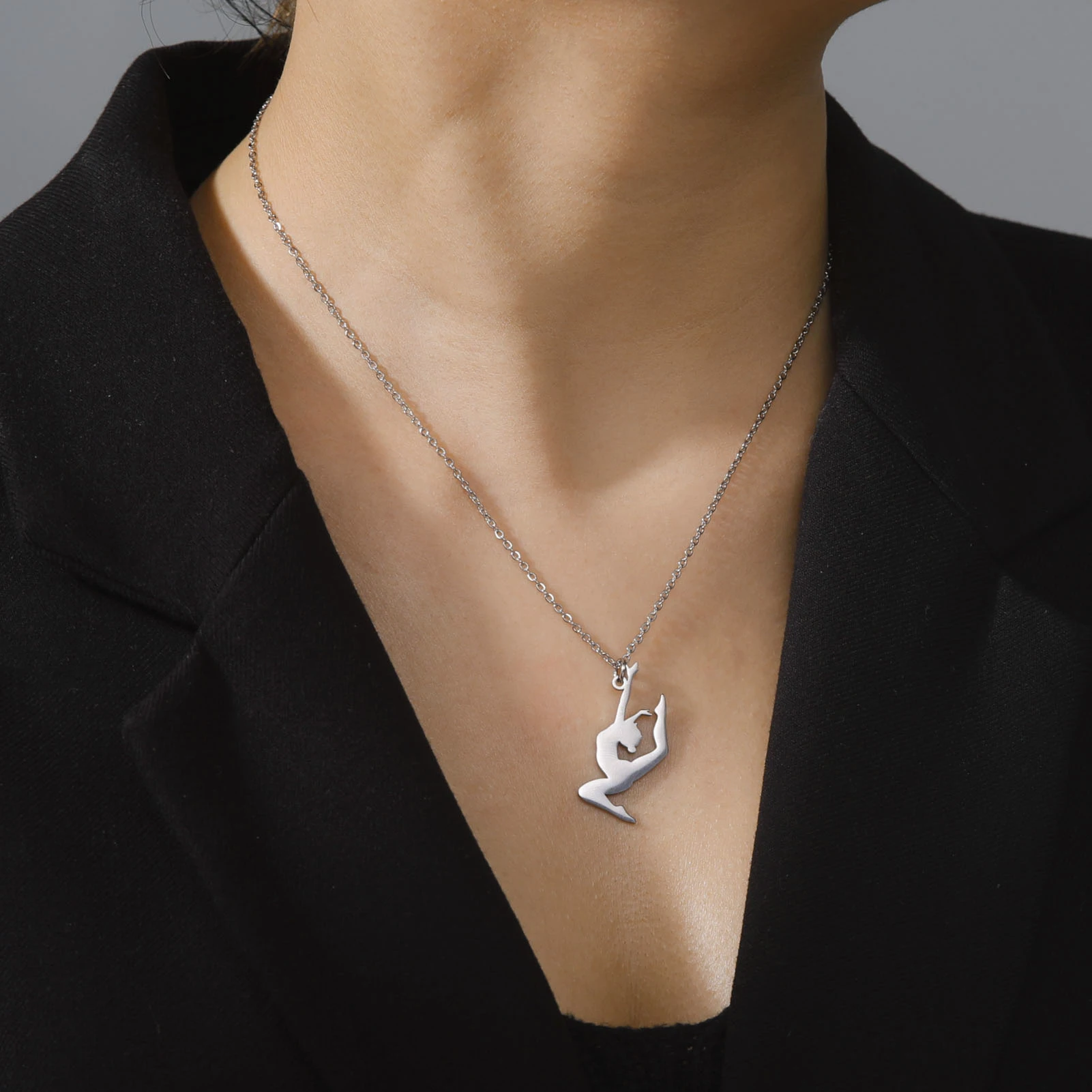 COOLTIME Halskette mit Anhänger für rhythmische Gymnastik, Edelstahl, Trend-Turnerin, Sport-Tänzerin-Halskette, Schmuck, Geschenk für Frauen – Detail 7