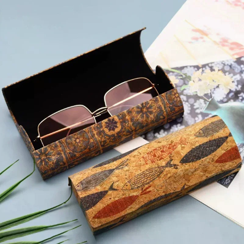 1Pc Glasses Case Hard Shell Clamshell Eyeglasses Case Good-looking Storage Box For Men And Women's Myopia Glasses