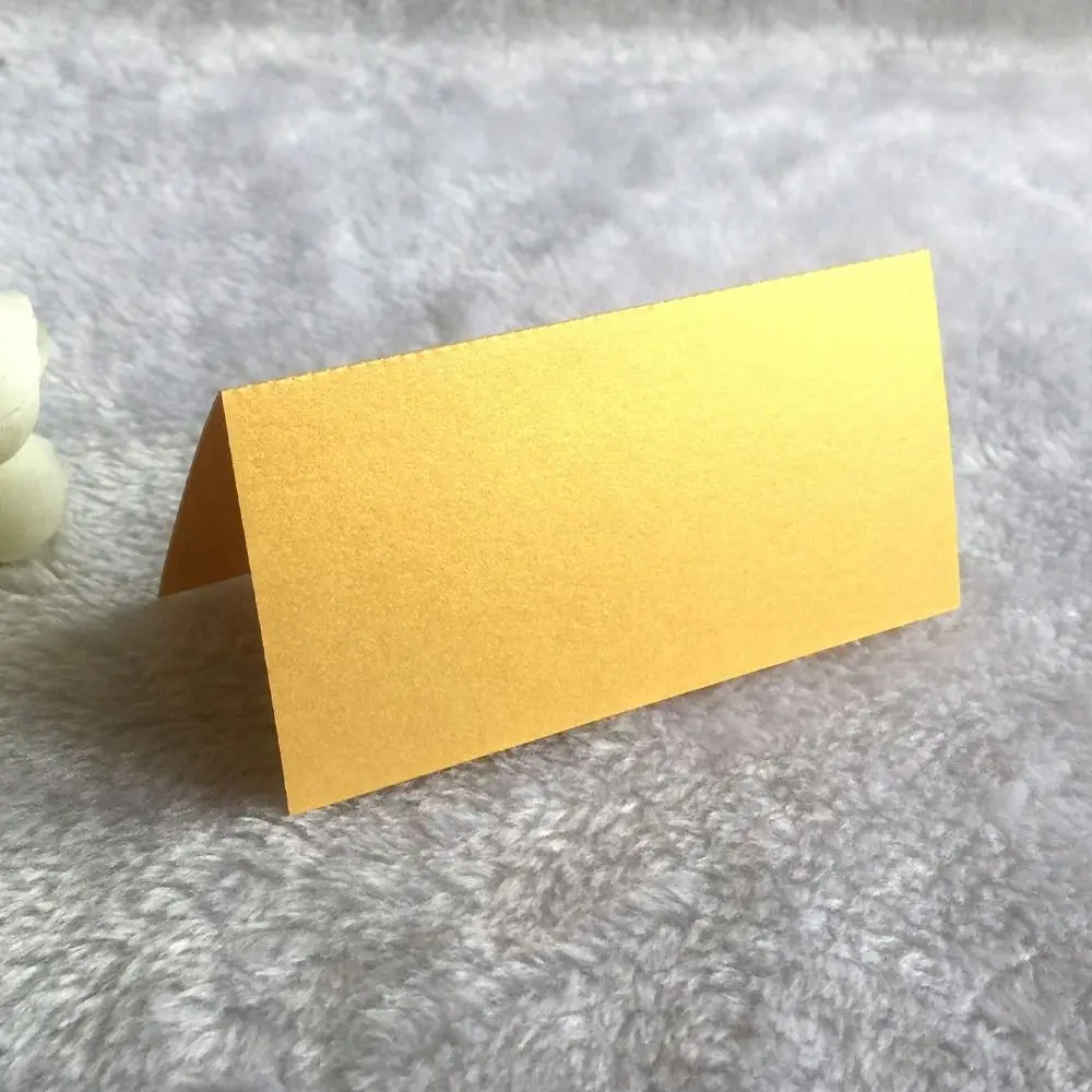 

10pcs Vintage Wedding Place Cards Kraft Paper Folded Table Place Cards Elegant Blank Name Seat Card Anniversary Celebration