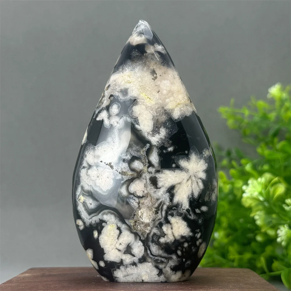 

Natural Black Sakura Agate Free Form Torch Reiki Meditation Spiritual Prayer Witchcraft Feng Shui Gemstone Home Decor Gift