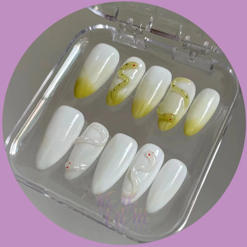 Puntas de uñas postizas para manicura, 10 piezas, hechas a mano, sencillas, color blanco lechoso, diseño de serpiente 3D, reutilizables