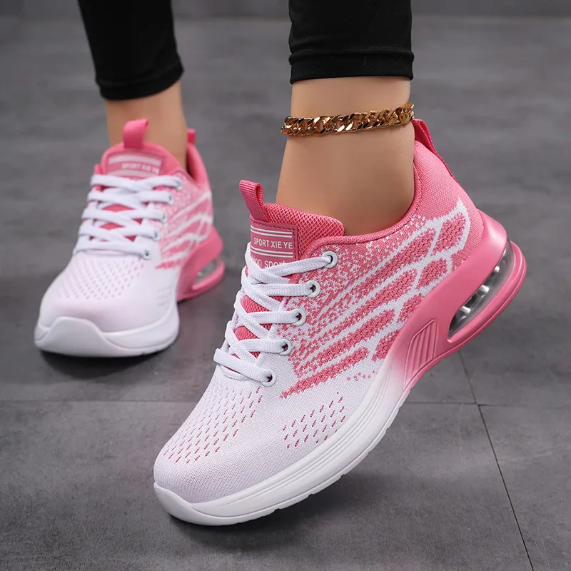 

Large-sized women's shoes for the autumn Breathable running shoes with woven mesh and soft soles, comfortable sports shoes