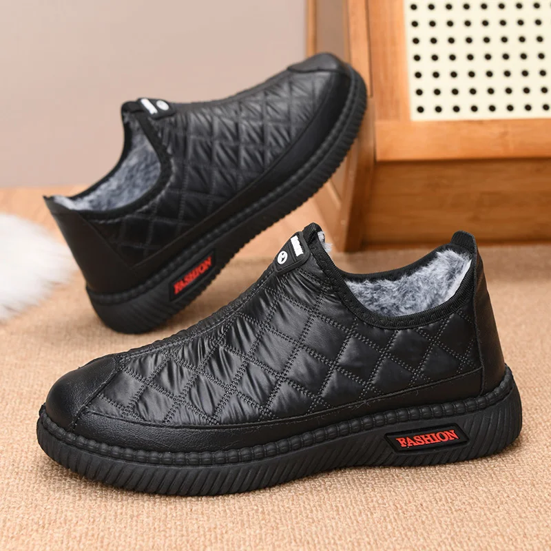 New Winter Women's Fleece-Lined Warm Short Boots, Comfortable Flat Shoes, Thickened Casual Shoes, Middle-Aged and Elderly Snow Boots - view 2