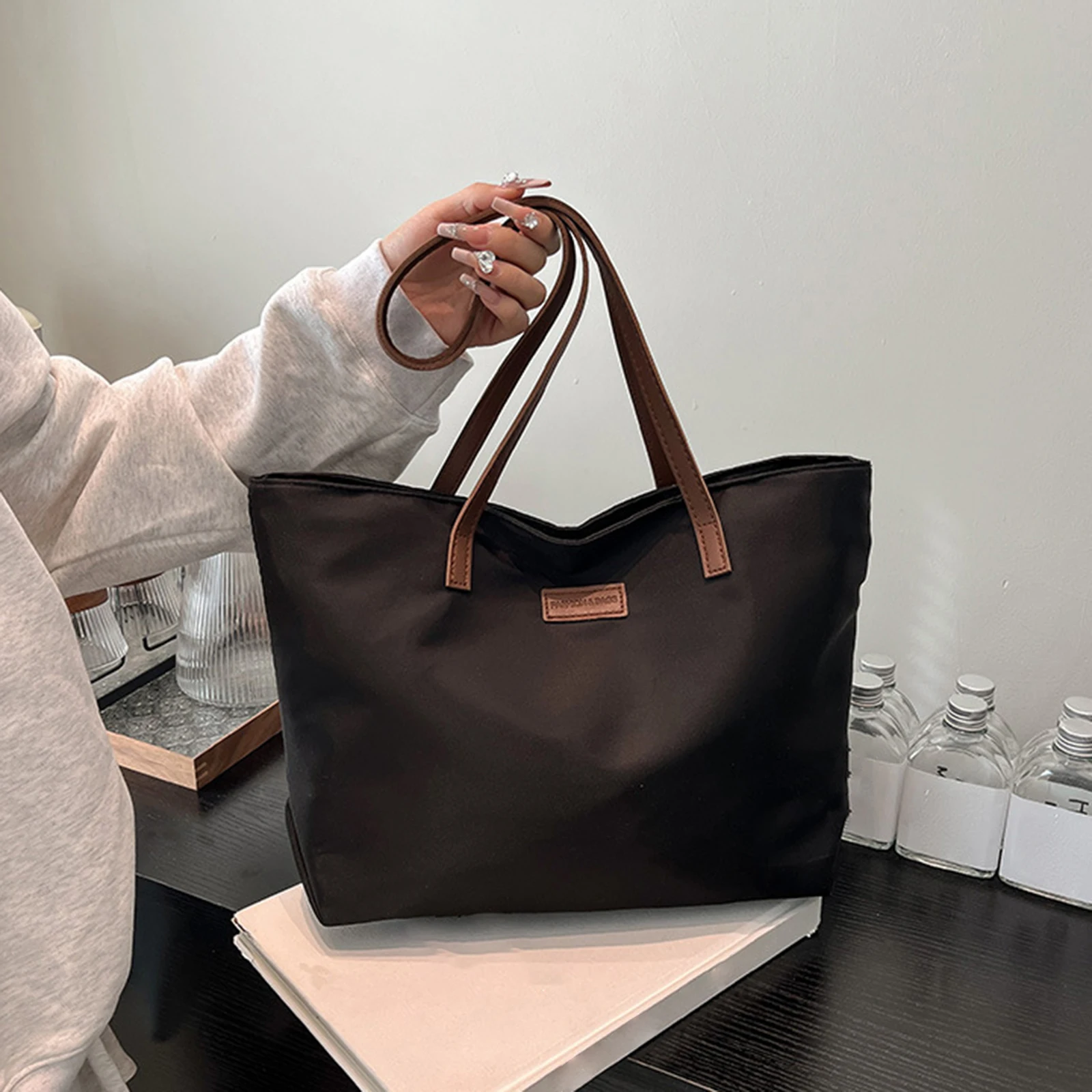Bolso de mano informal para mujer, cierre elegante con etiqueta de letras, cremallera, bolso de hombro de gran capacidad para mujer