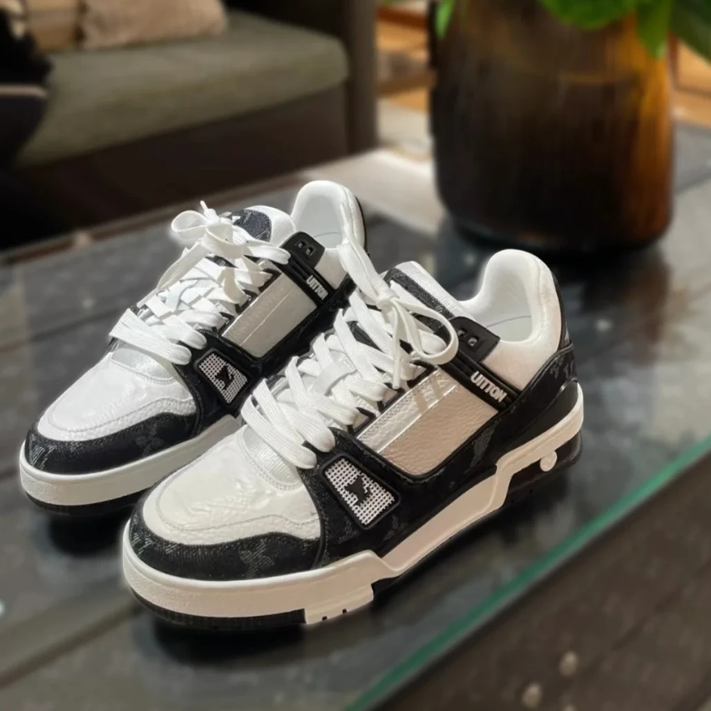 French High-end Design Fashionable Men's Sneakers - Luxurious and Trendy Traine…