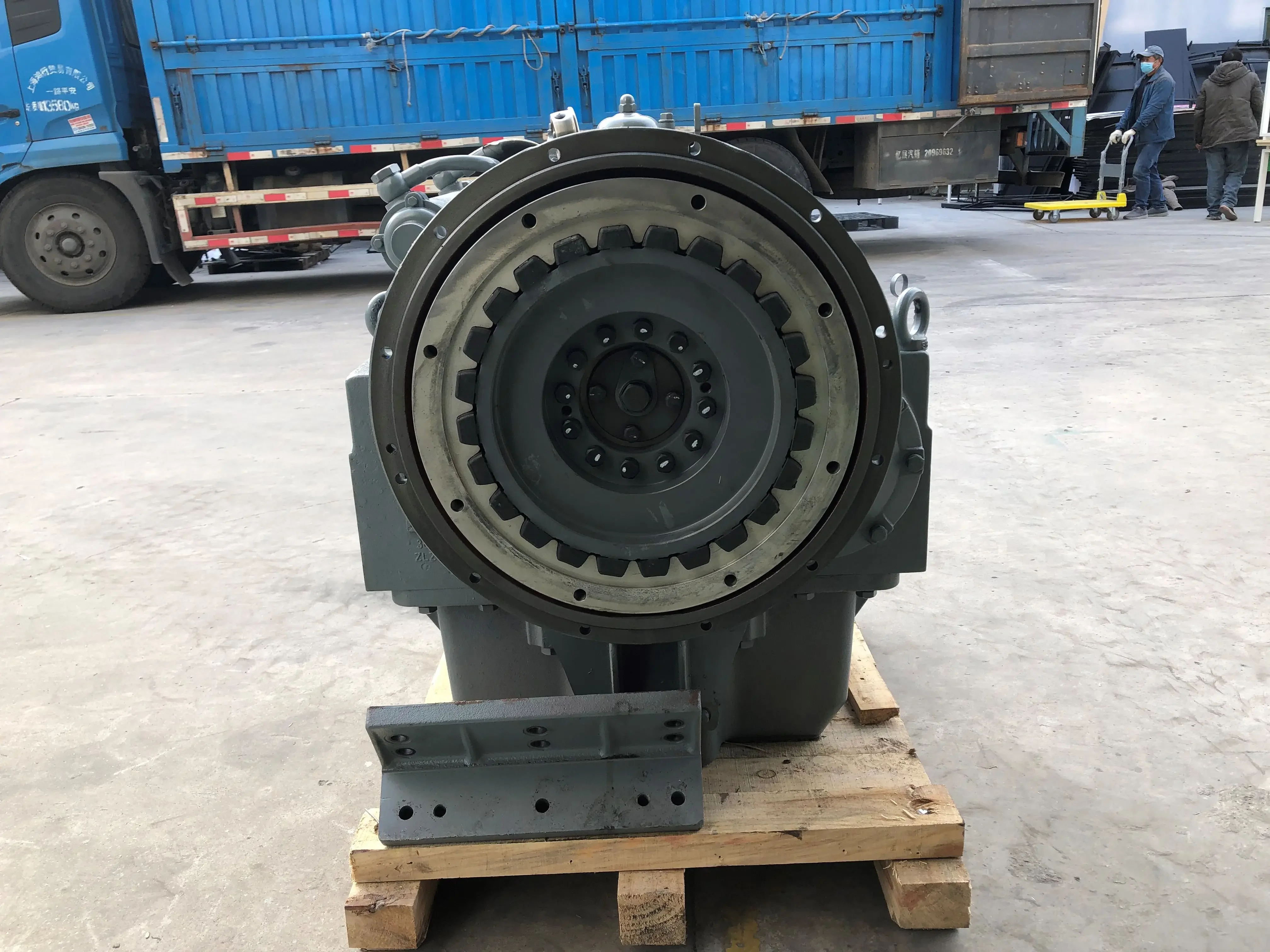 300 Marine Gearbox For Marine Reverse Transmission Maximum Engine Power 875HP/2500RPM