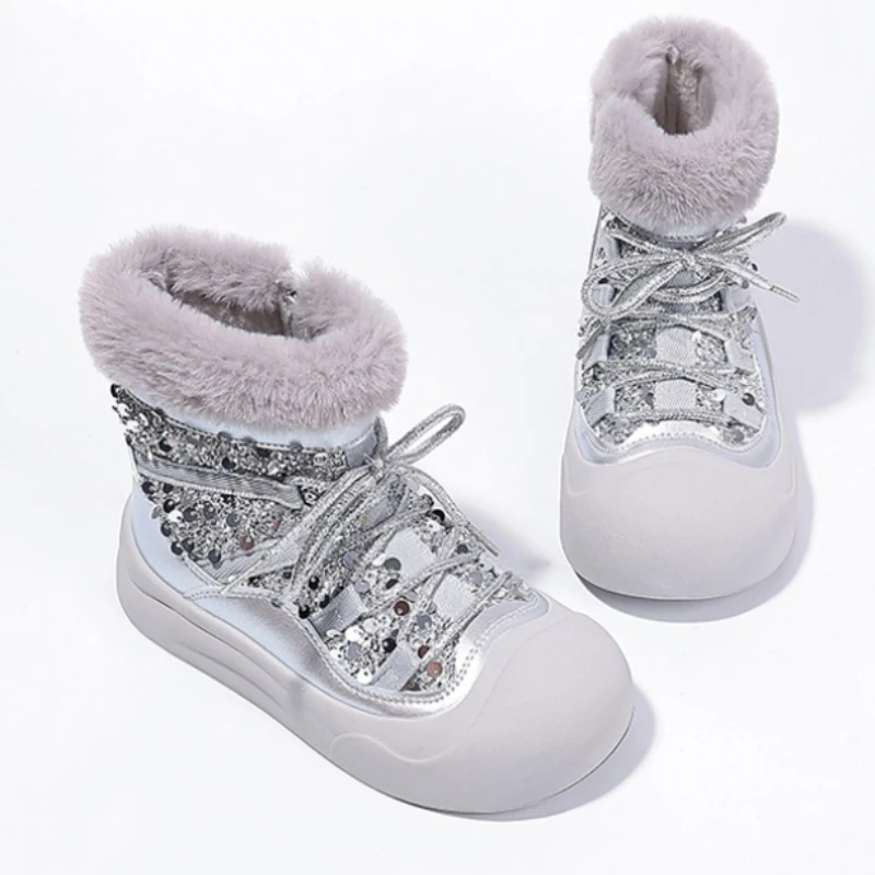 

2025 детские короткие сапоги для девочек, новые зимние модные нескользящие универсальные теплые плюшевые ботинки в корейском стиле на мягкой подошве