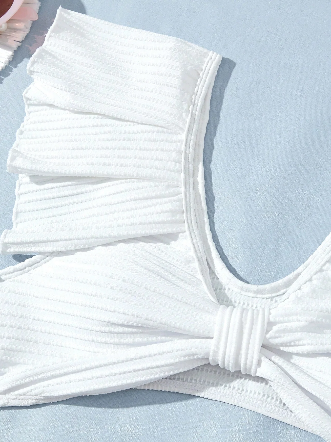 كشكش البيكينيات 2025 الصلبة عالية الخصر ملابس السباحة النساء مثير ملابس السباحة الإناث الاستحمام السباحة لباس سباحة بحر