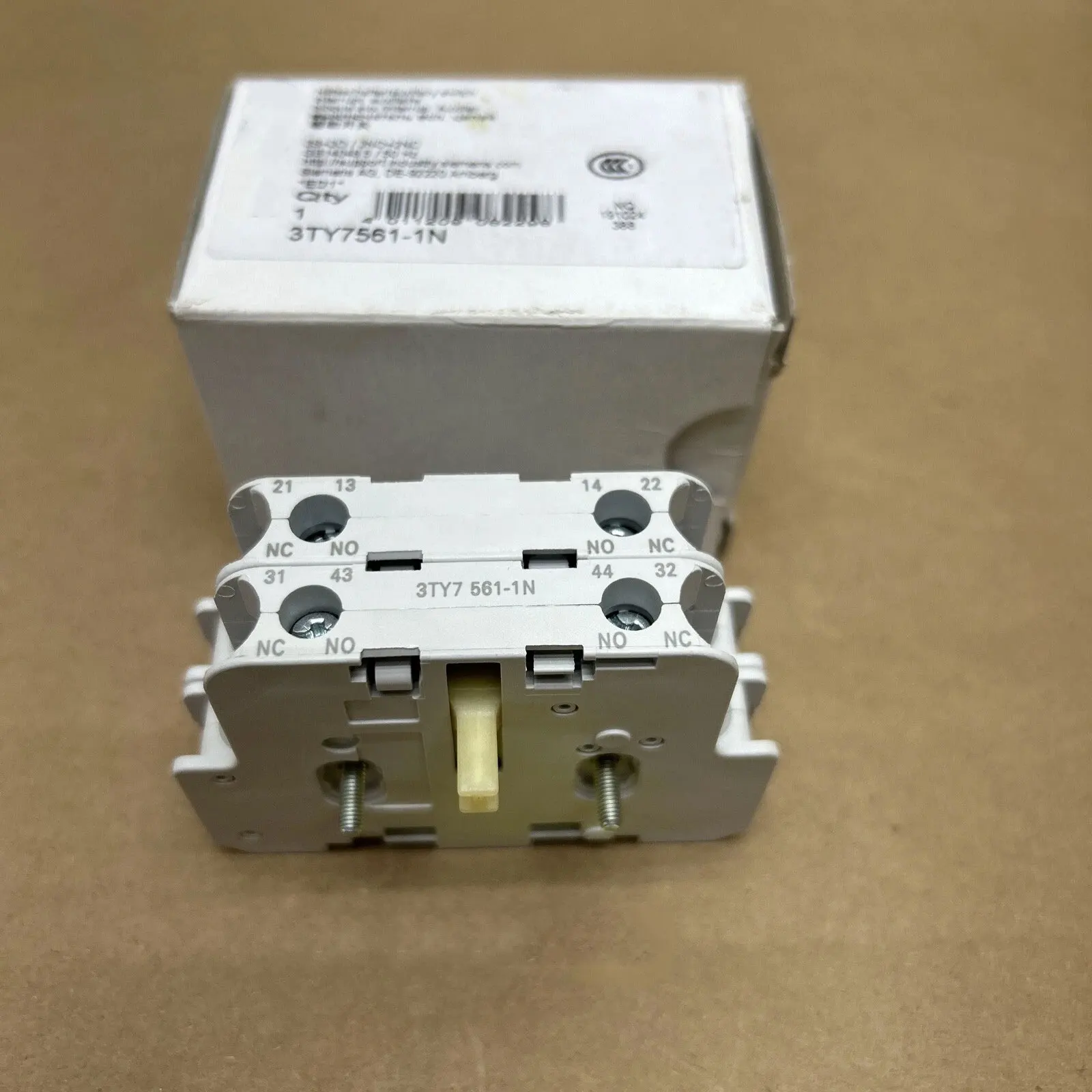 

Brand New 3TY7561-1R 3TY7561-1Q 3TY7561-1P 3TY7561-1N Warranty One-year