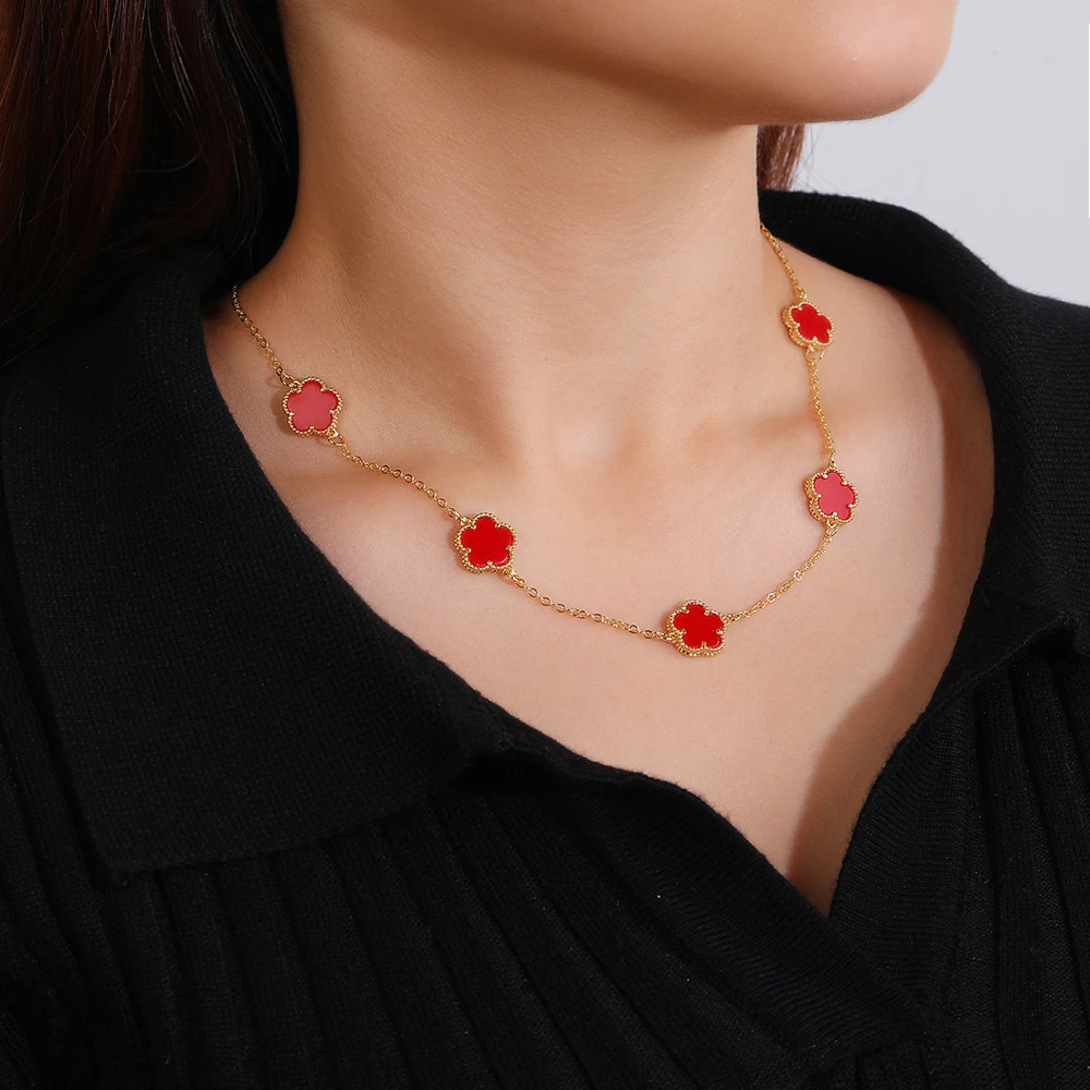 INS Hot Selling Women Five Leaf Clover Necklace Fashion Geometric Necklace Sweet Romantic Holiday Jewelry Gifts Wholesale