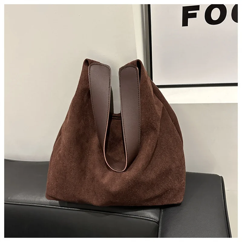 bolsa-vintage-feminina-de-outono-e-inverno-grande-capacidade-bolsa-de-ombro-em-suede-cor-solida-simples-e-casual-bolsa-retro