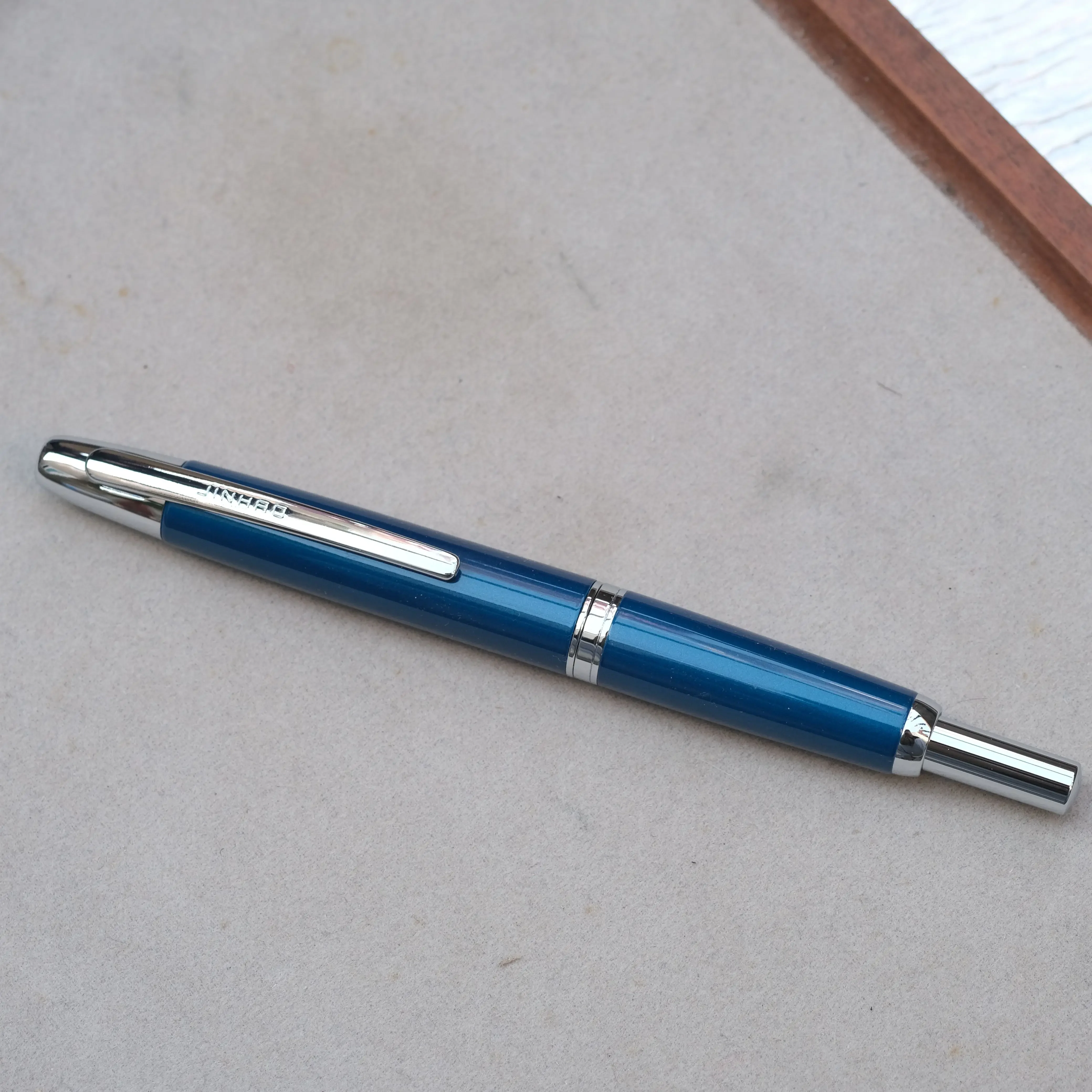 

Hot Jin Hao 10 Press The Pen Press Medium And Thin EF F Tip Fountain Pens Metal Matte Black With Clip Writing Ink Converter Gift