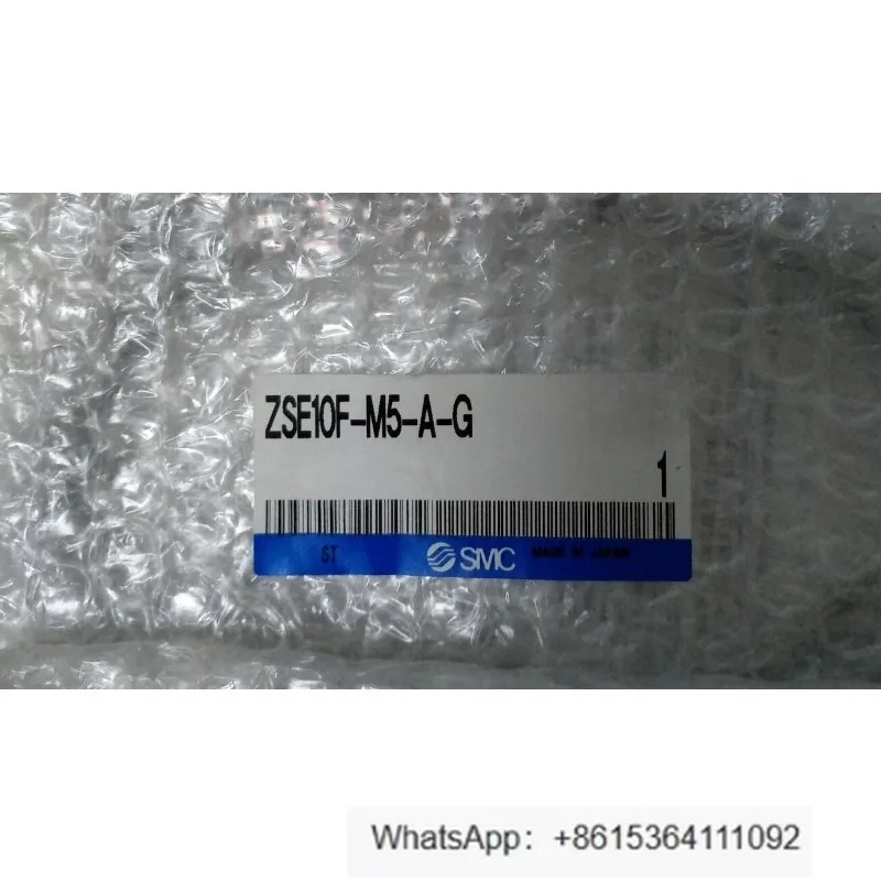 1PCS   ZSE10F-M5-A-G Pressure Switch