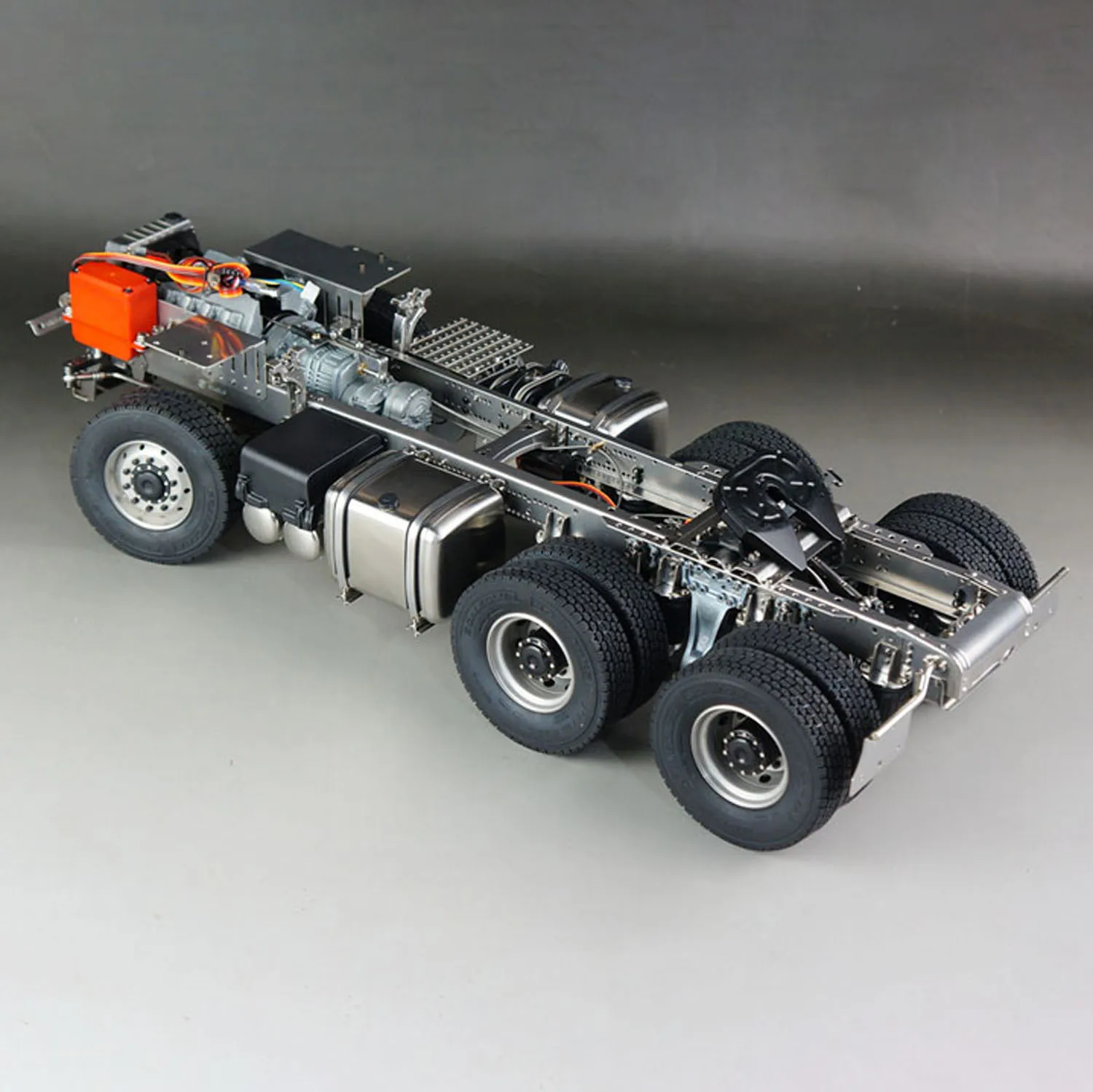 

1/14 6x6 Metal Finished Chassis for Toys RC Tractor Truck R620 R730 Car Vehicle Model Air Suspension TH23556