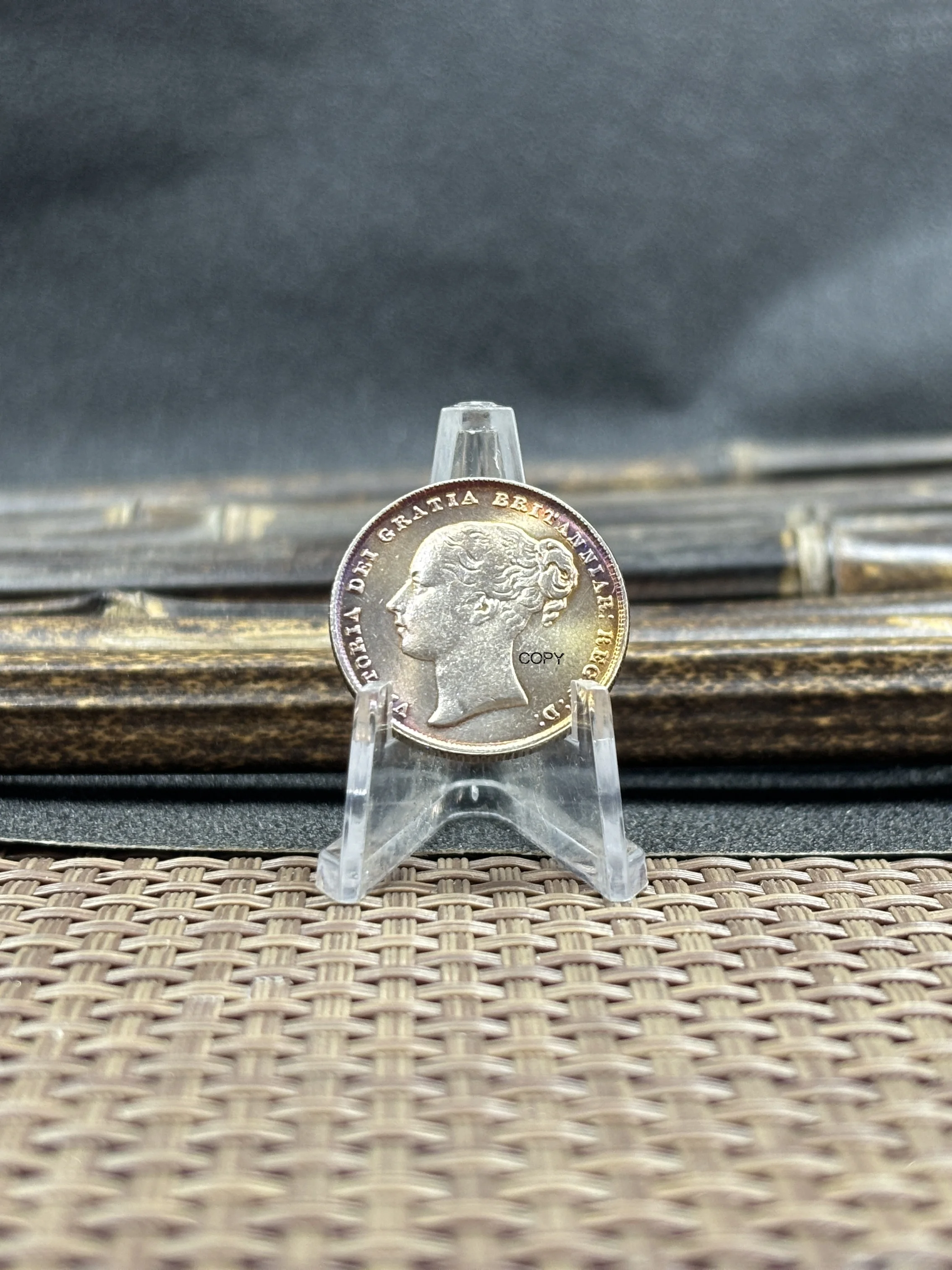 1881 1883 1 One Shilling Victoria Reino Unido Retrato británico Réplica chapada en plata Moneda para colección