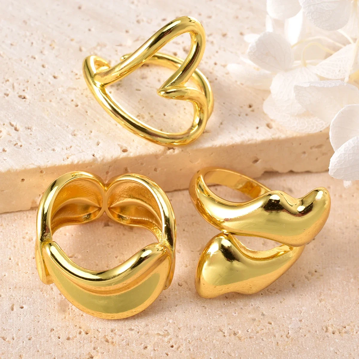 

Abstract Fluid Gold Plated Ring Minimalist Y2K Millennium Art Daily Sculptural Sense Unisex Fashion Accessory Valentine's Day