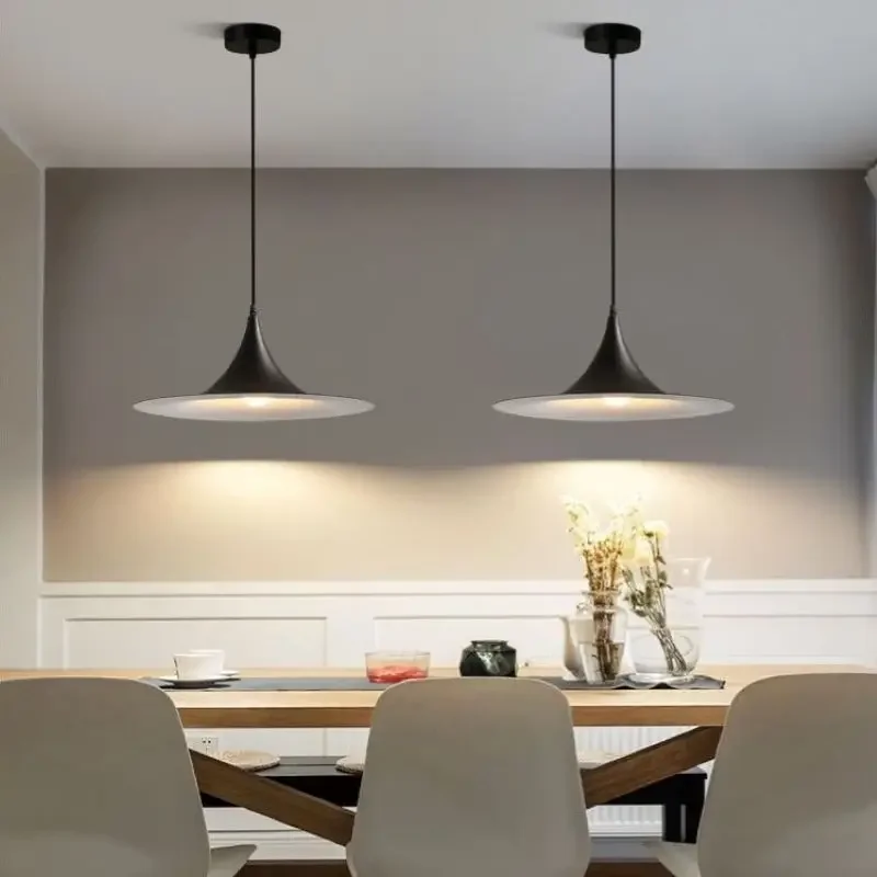 

SANDYHA Modern Nordic Minimalist Flying Saucer Horn Pendant Light LED Chandelier for Bedroom Dining Room Cafe Home Decor
