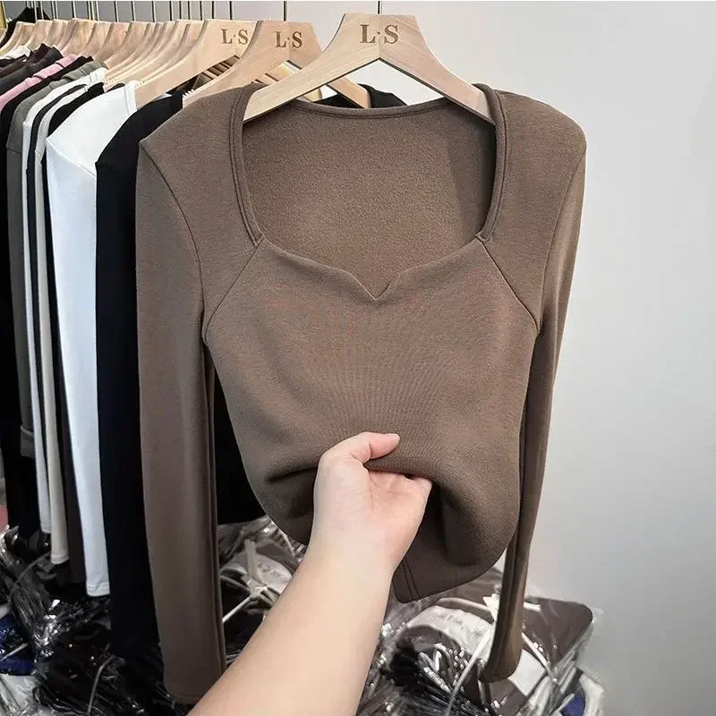 Camiseta de manga larga con cuello cuadrado para mujer, Top corto de felpa, ropa mate cálida, Otoño e Invierno