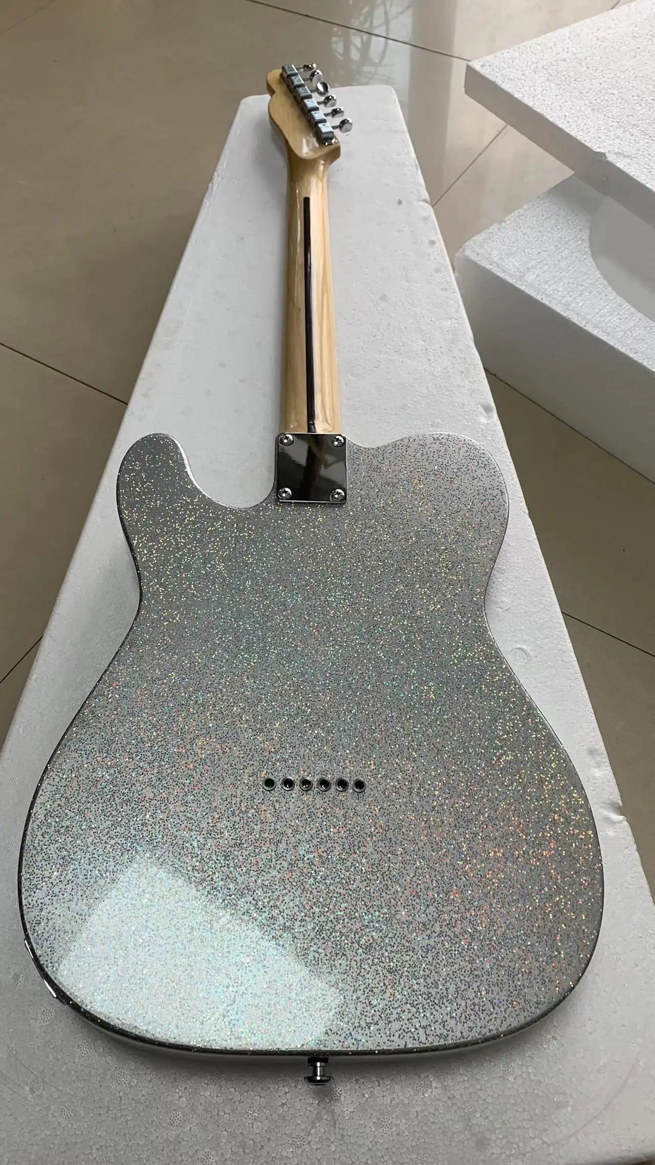 New TV star series electric guitar, large particle silver powder body, classic accessories, free shipping