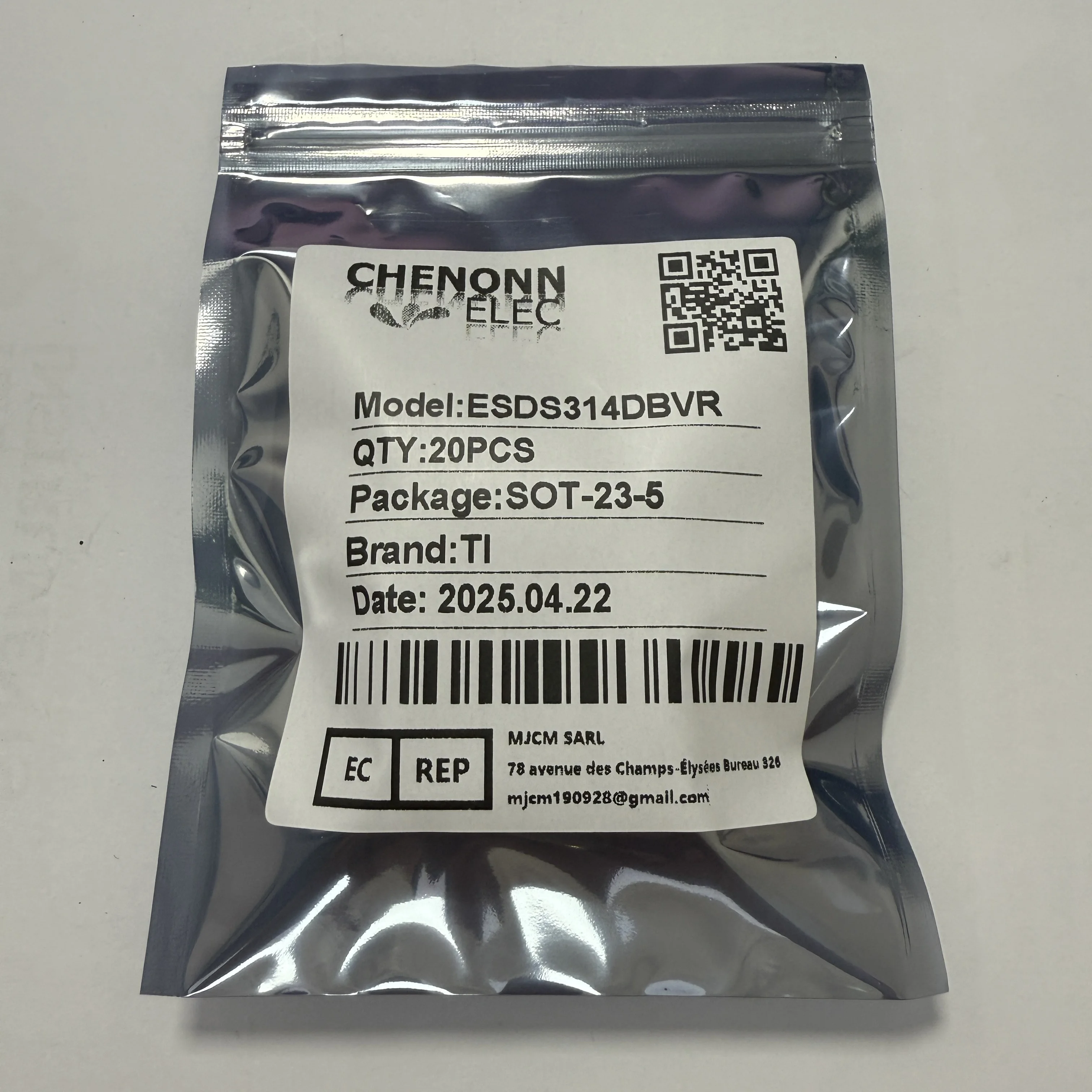 20 unids/lote ESDS314DBVR (protección electrostática y contra sobretensiones)