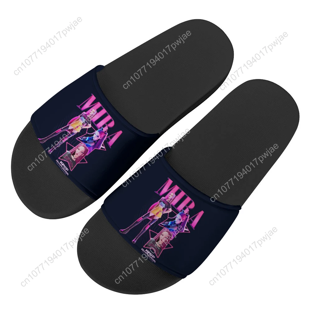 KPop Demon Hunters Mira pantoufles maison chaussures d'eau hommes femmes plage piscine sandales légères pantoufle d'été personnalisée