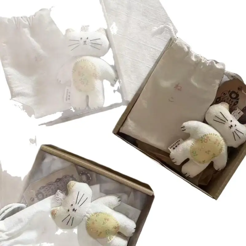 Porte-clés jouet chaton en peluche ; Poupée en tissu chat de dessin animé ; Charmant décor de sac à dos, cadeau adapté aux enfants