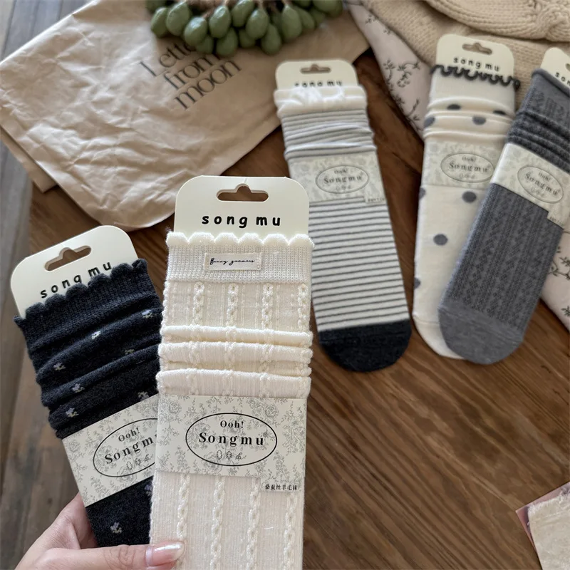 10 pairs of Spring Autumn women's new thick warm mid tube socks sweat absorbing simple comfortable casual socks