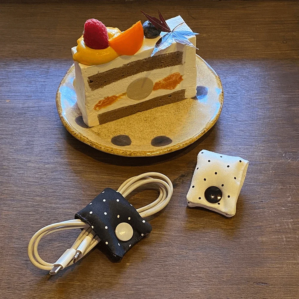 Cute Fabric Black and White Polka Dot Data Cable Storage Buckle Winder INS Style Headphone Cable Charging Cable Storage 11*4cm