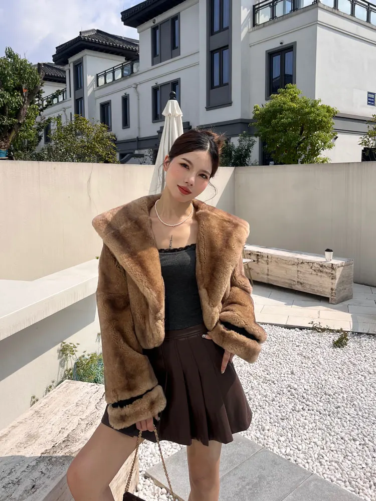 

(Rabbit Beauty) New Otter Rabbit Fur Grass Coat Women's Short Collar Design