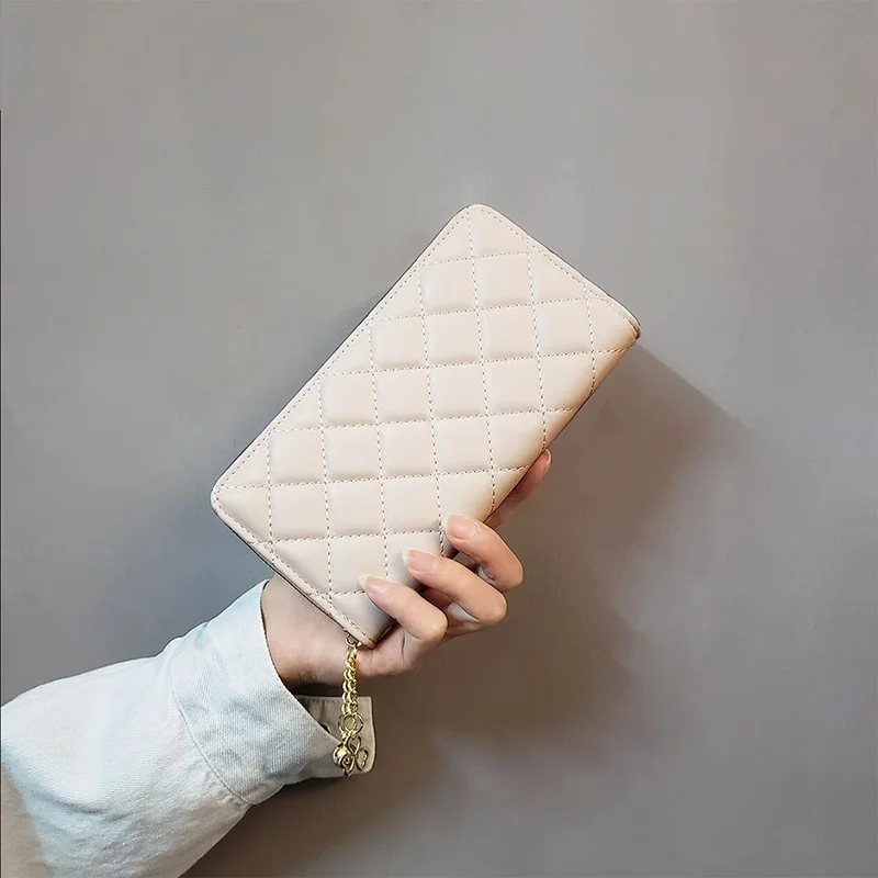 Quilted Long Wallet for Women,Multi Slot Handheld Purse,Fashion All-match Long Clutch for Daily Use