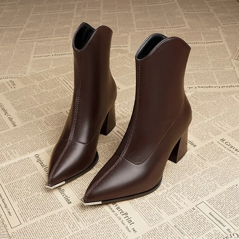 Bottes d'hiver à talons hauts pour femmes, chaussures de luxe, gros rinçage, Parker pointu, fermeture éclair, escarpins gothiques, chaussures de marque, mode sexy, nouveau, 2024