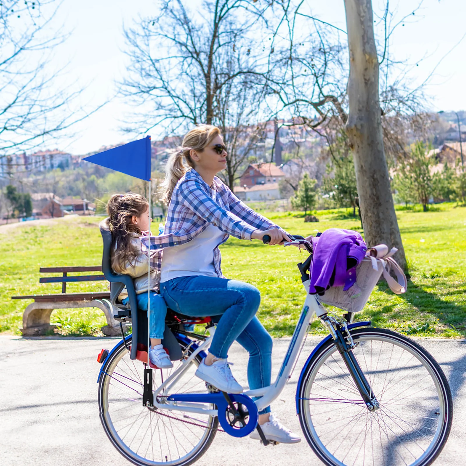 

1Set High Visibility Bike Flag Fiberglass Pole Waterproof Safety Flag for Bicycle Trailer Scooter with Bracket