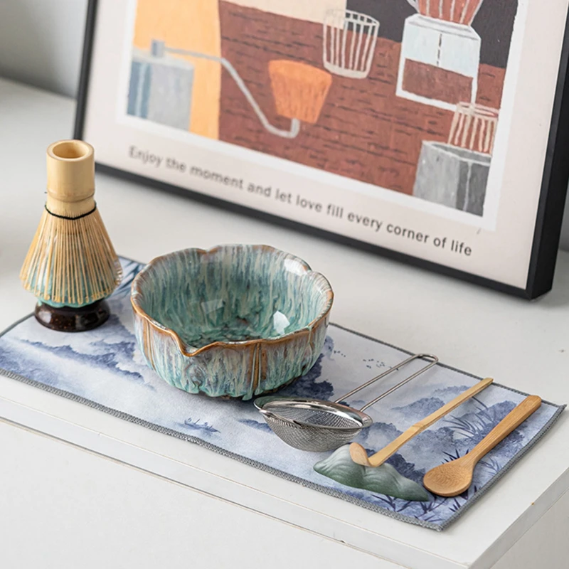 ensemble-matcha-petale-8-pieces-kit-matcha-emaille-avec-bol-matcha-fouet-outils-canneles-ceremonie-artisanale-boite-cadeau-de-luxe