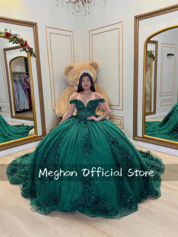 

Shiny dark green Quinceanera Dress off-shoulder crystal 3D flower glitter decal Long tail vestidos de 15 Quinceanera ﻿Customize